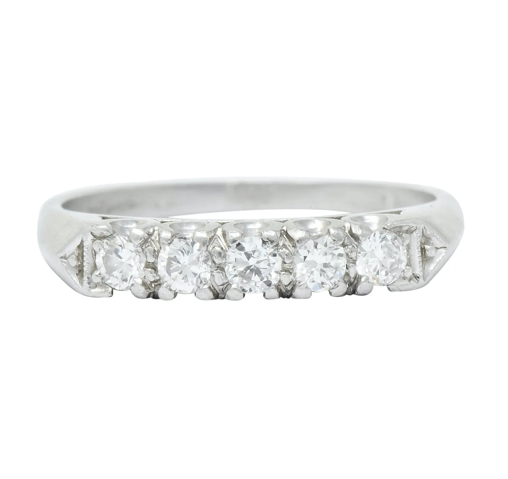 1940 Retro Round Brilliant Diamond Platinum Fishtail Band Stacking Ring