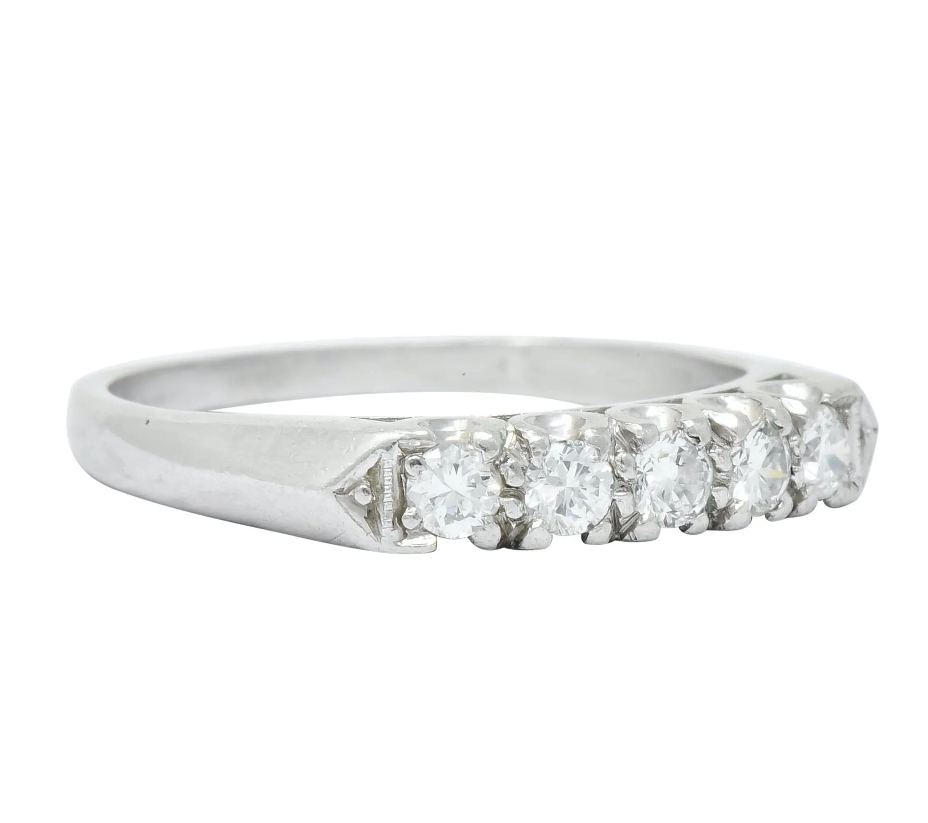 1940 Retro Round Brilliant Diamond Platinum Fishtail Band Stacking Ring