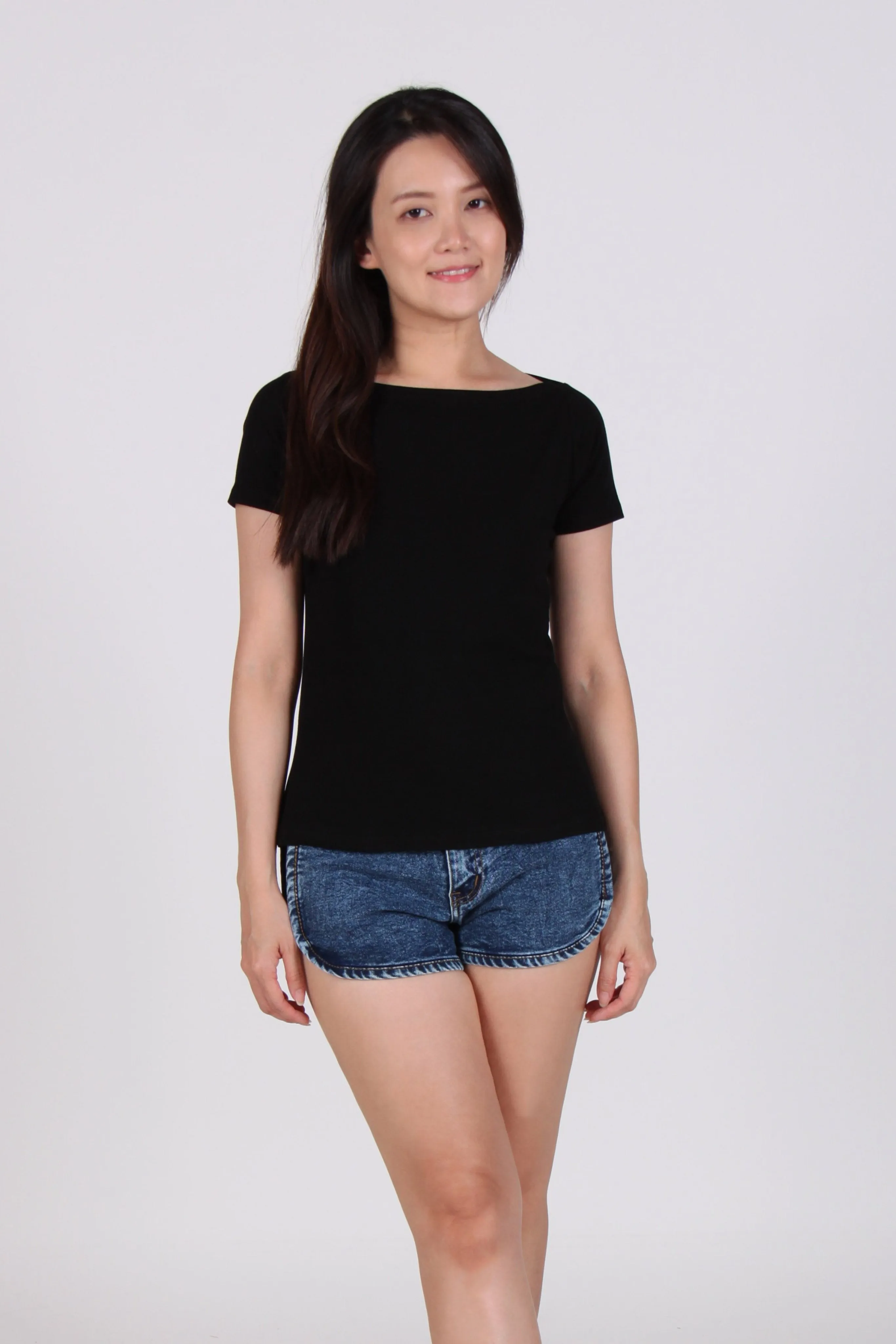 Basic Boat Neck Short Sleeve Cotton Top In Black