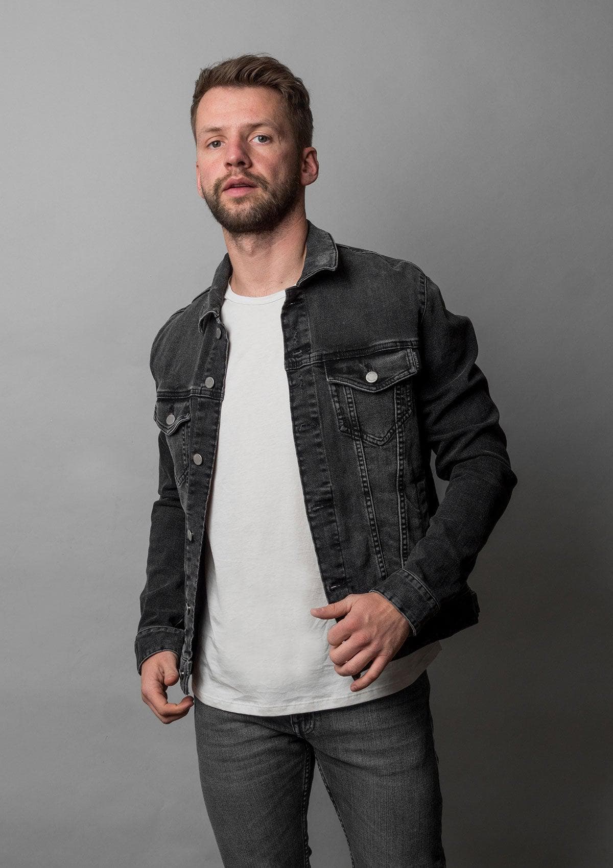 Chamarra Denim Jacket Washed Black