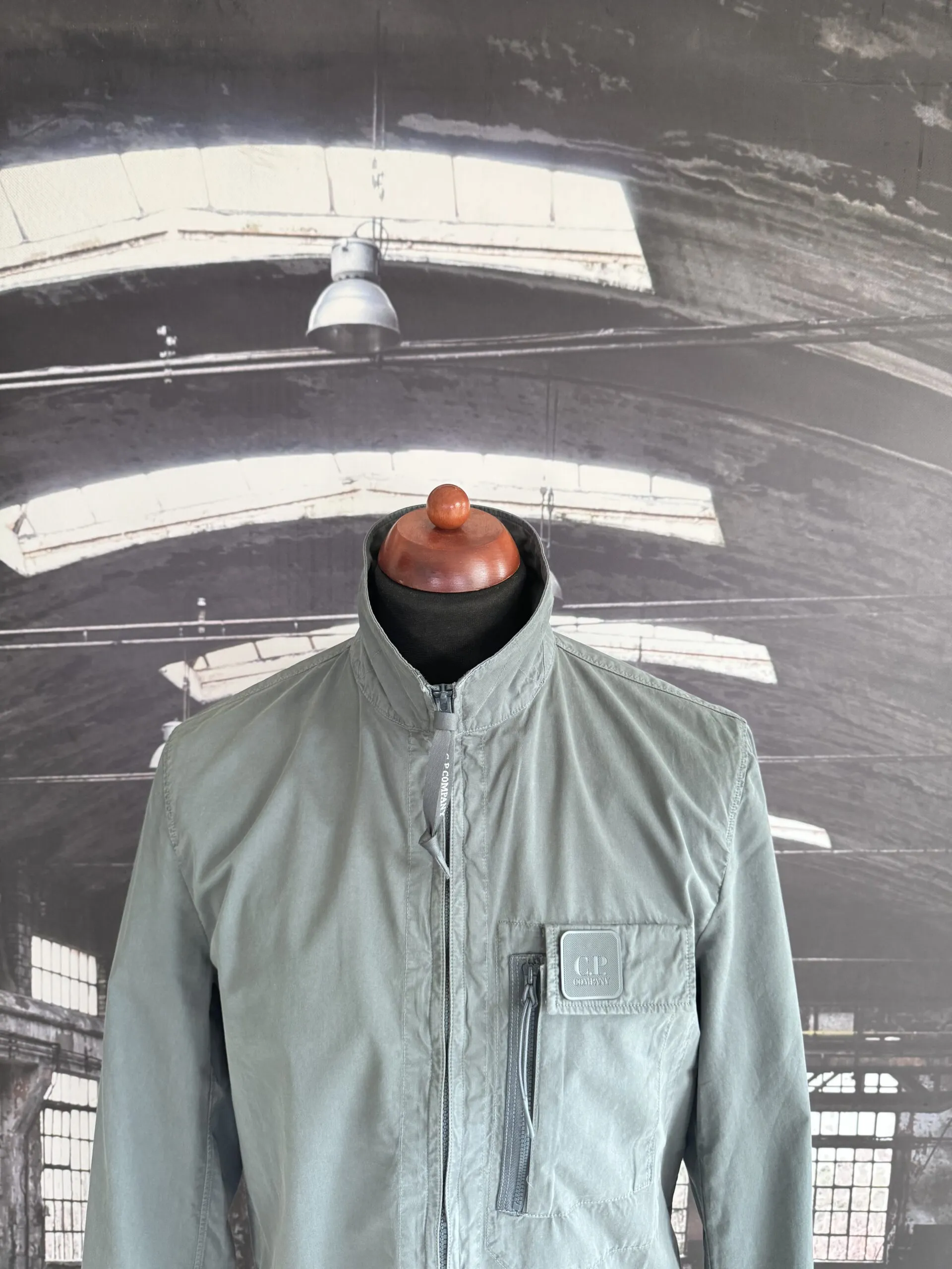 C.P. COMPANY METROPOLIS OVERSHIRT