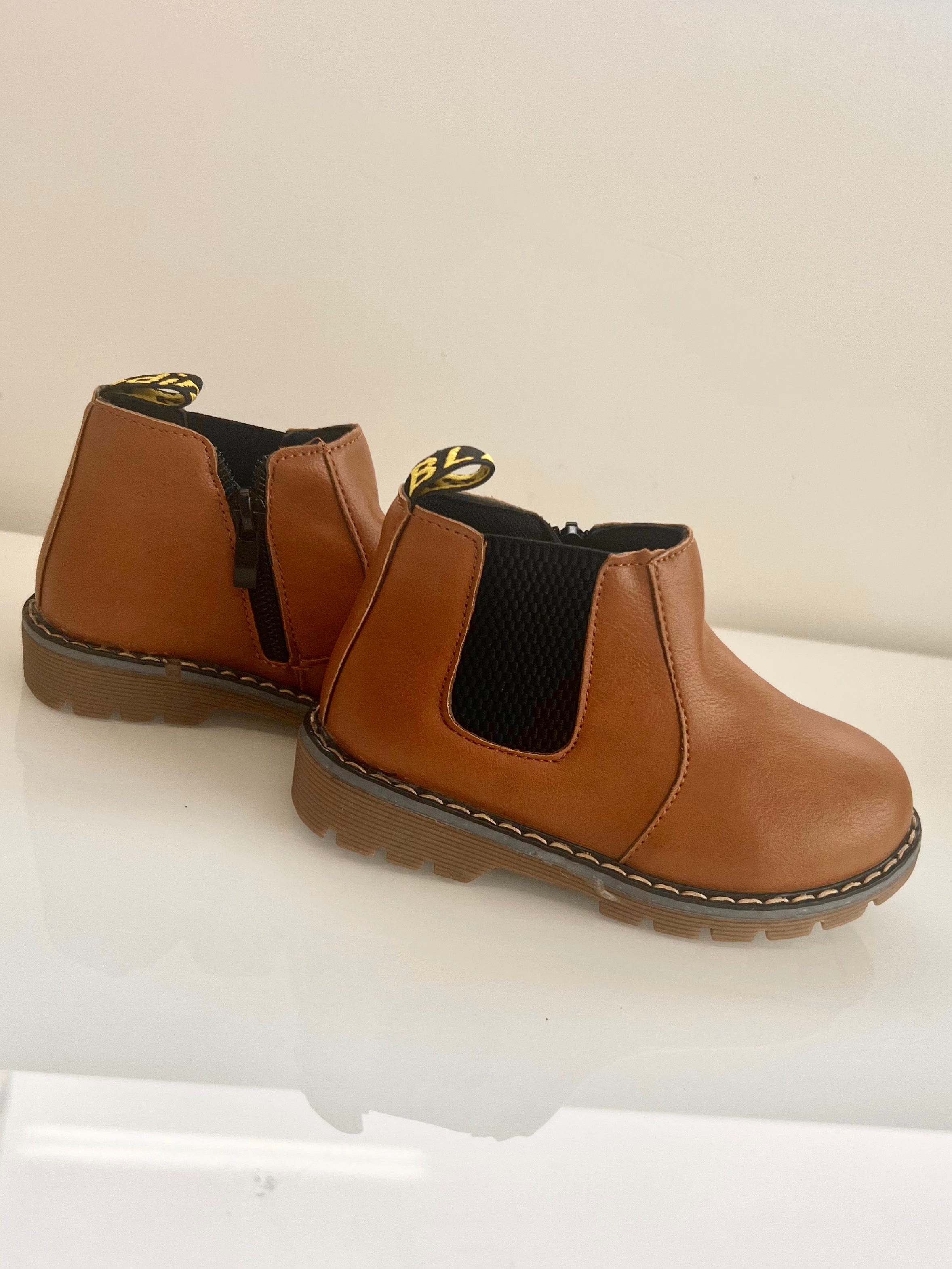 DOMINIC CHELSEA BOOTS | COGNAC