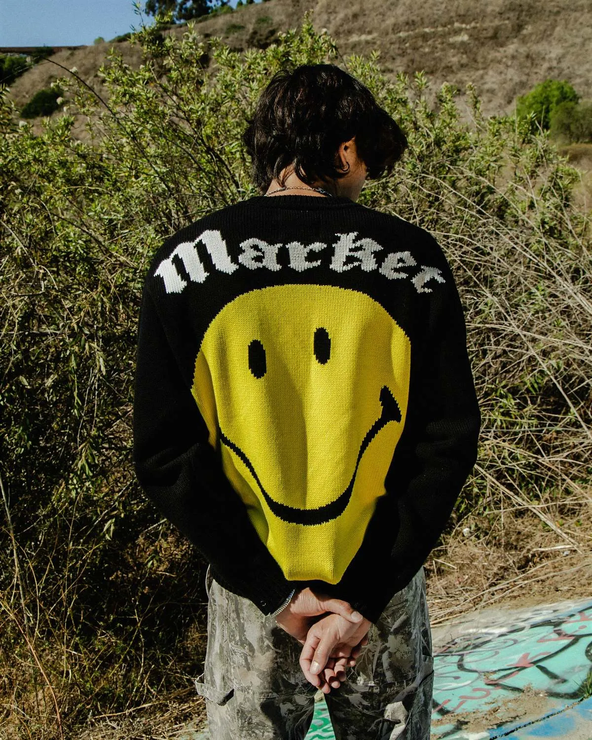 Market Smiley Gothic Sweater