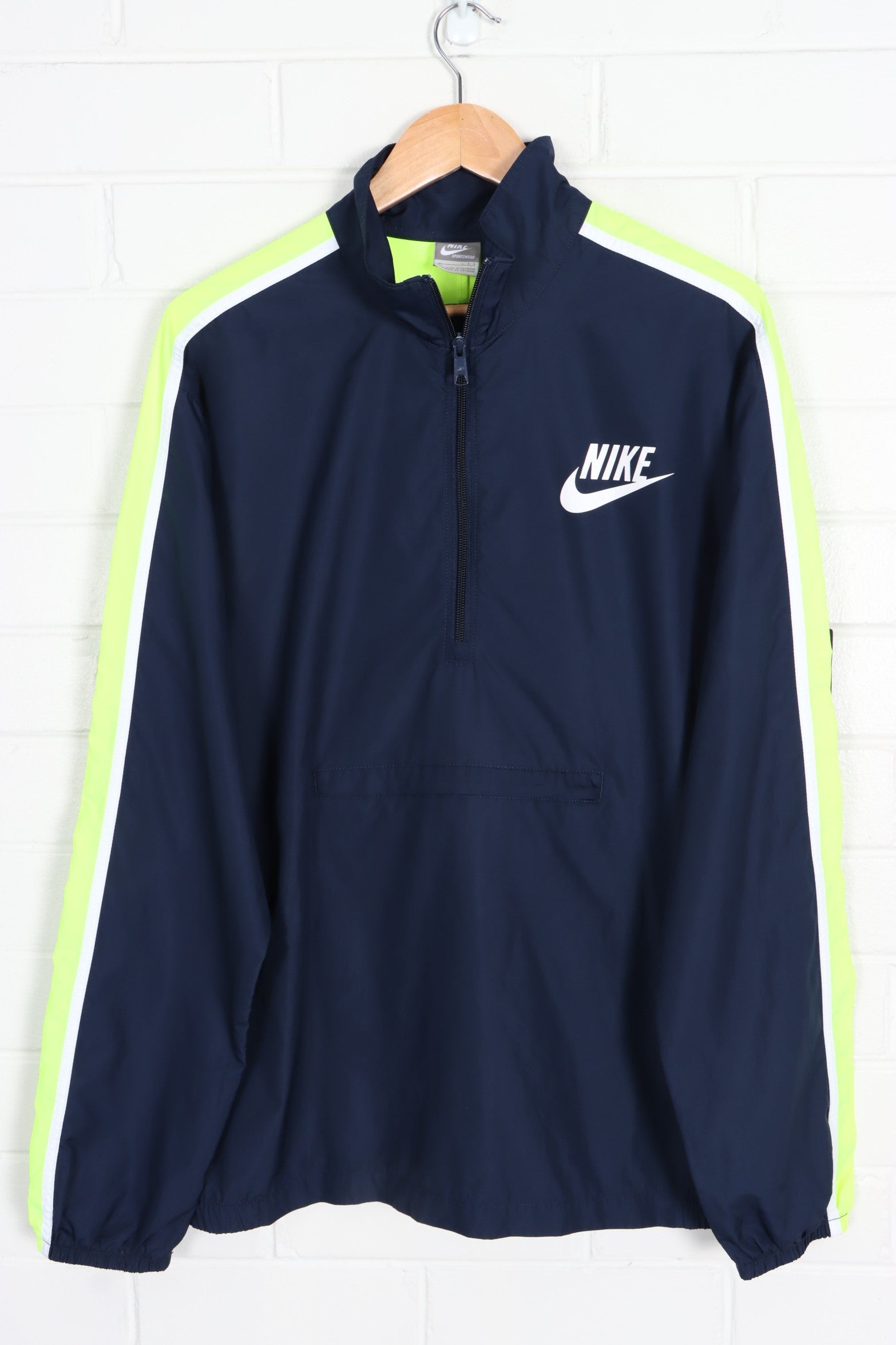 NIKE Fluro Panel 1/4 Zip  Pull Over Windbreaker(L)