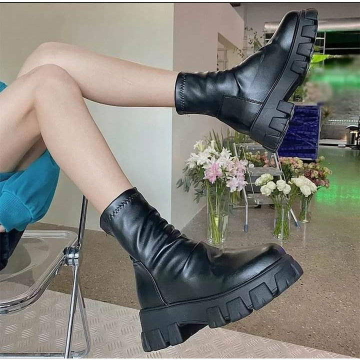 Platform Elastic Ankle boots