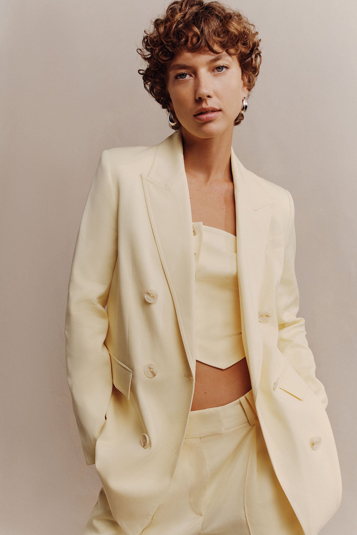 Sara Peak Lapel Blazer - Lemon