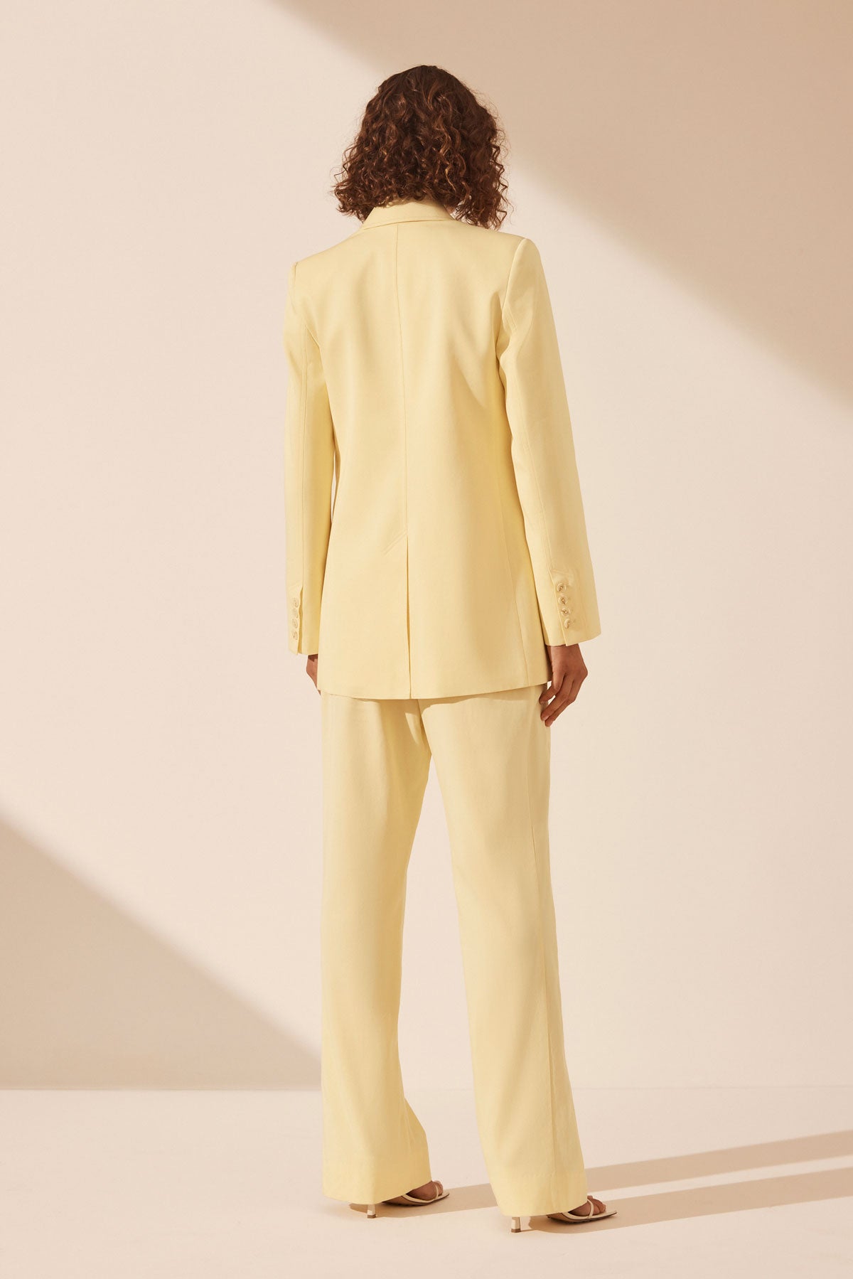 Sara Peak Lapel Blazer - Lemon